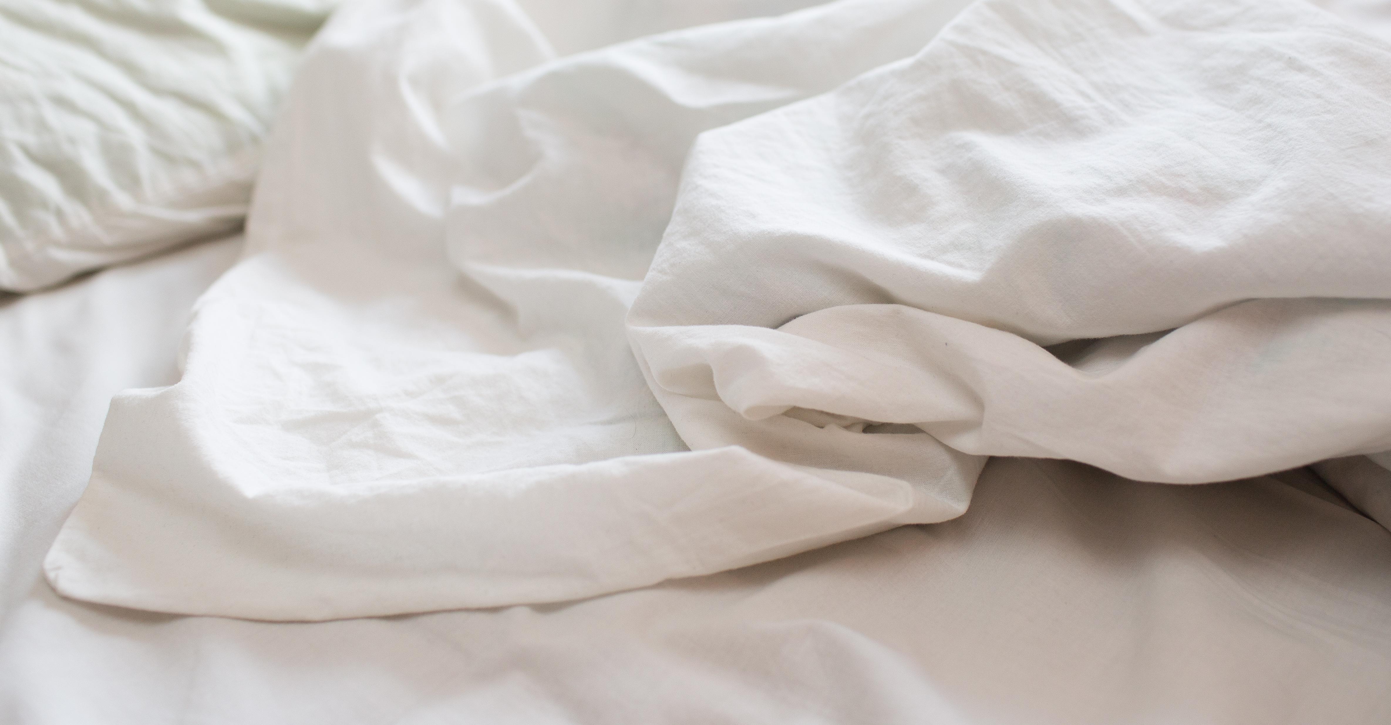 How to Get Better Sleep Without Medication - Featured Image