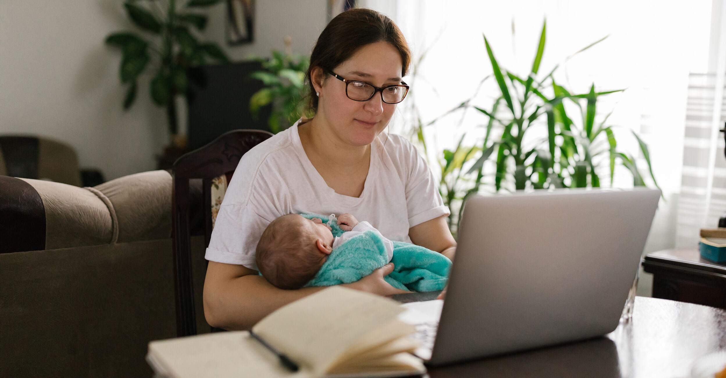 How to Cope with Going Back to Work After Baby Twill Care